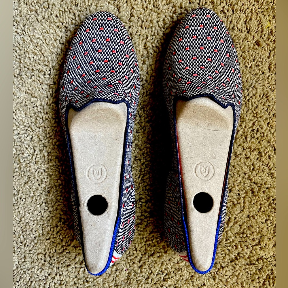 SOLD- Rothy’s loafers size 8. Very gently used. Only worn a few times